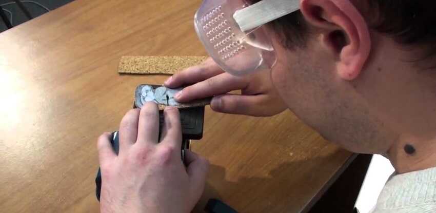 máy cưa lọng chỉ