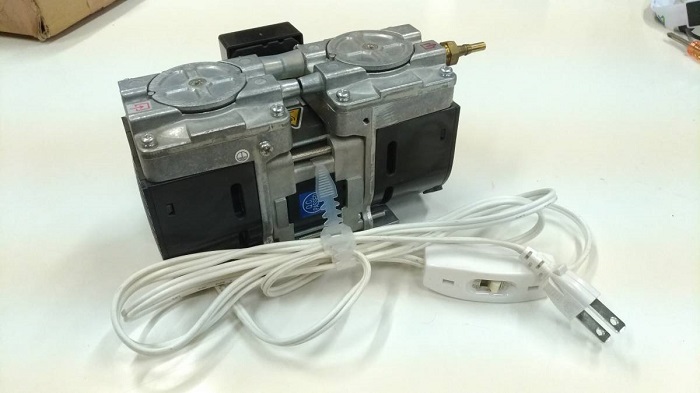 Bơm hút chân không ULVAC DAP-6D 2