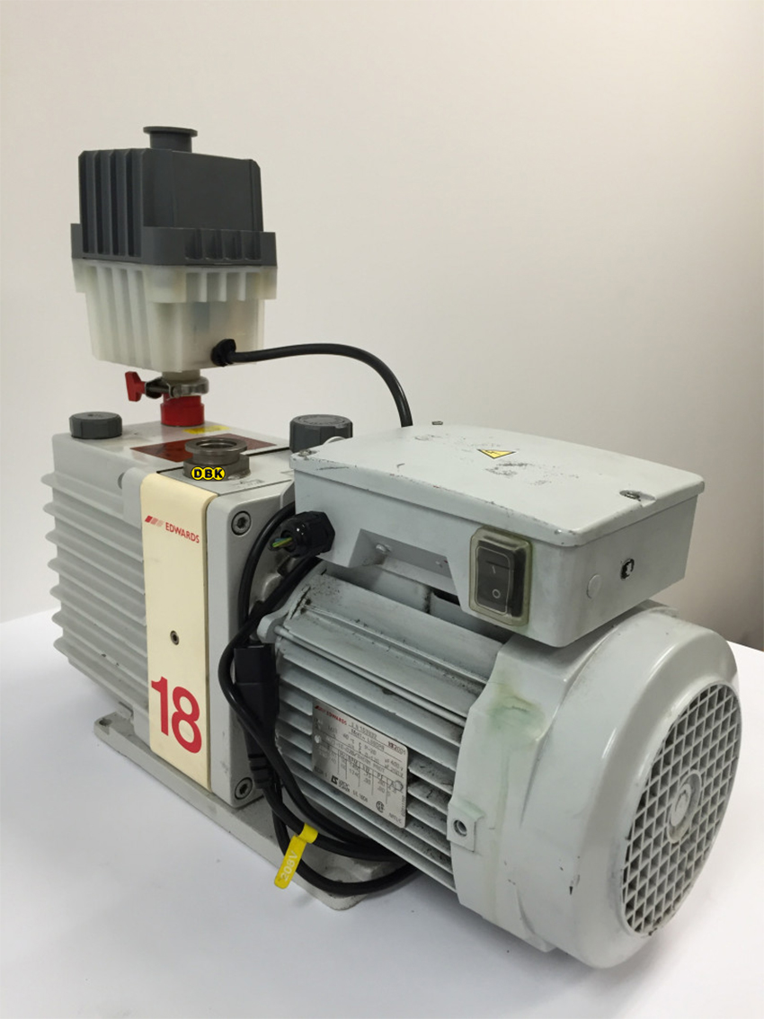 Bơm hút chân không EDWARDS E2M18 4