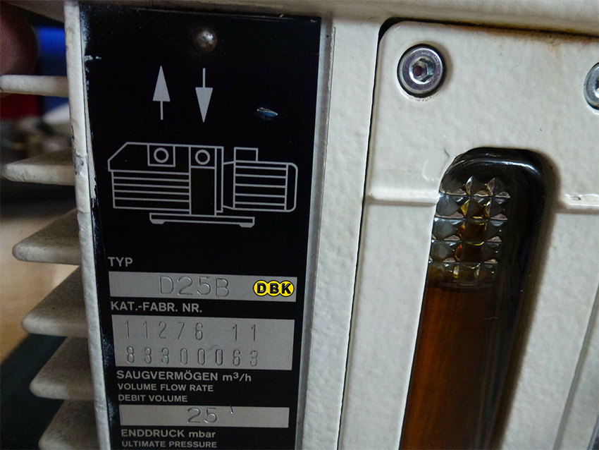 Bơm hút chân không LEYBOLD D25 D25B TRIVAC 2