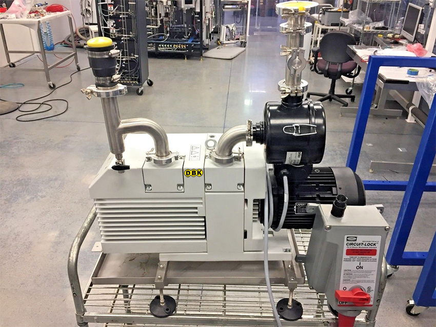 Bơm hút chân không LEYBOLD D65 D65B TRIVAC 1