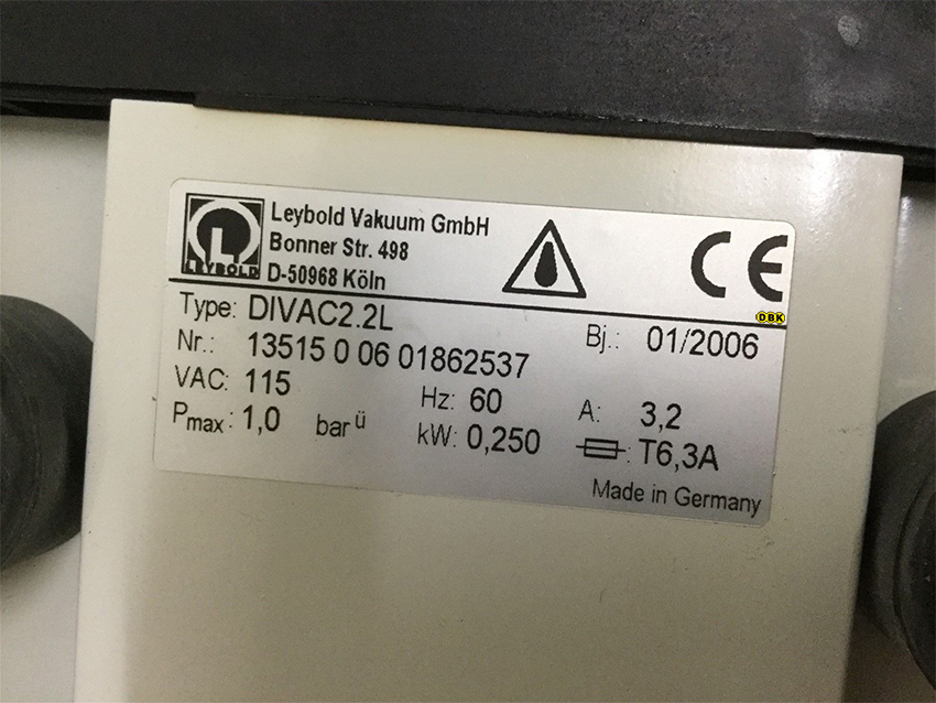 Bơm hút chân không LEYBOLD DIVAC 2.2L 3