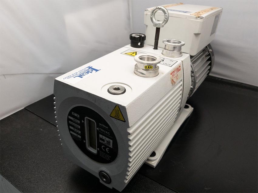 Bơm hút chân không LEYBOLD TRIVAC NT10 1