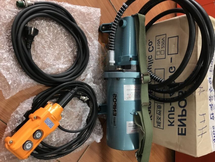 Bơm điện thủy lực ENPOS KUP-35RH 1
