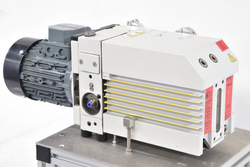 Bơm hút chân không LEYBOLD D25BCS TRIVAC PFPE 6