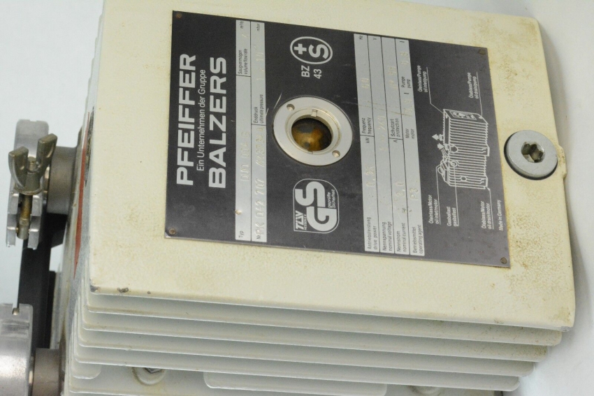 Bơm hút chân không PFEIFFER BALZERS Duo 008B 2