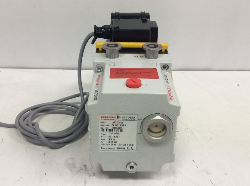 Bơm hút chân không PFEIFFER BALZERS UNO 2.5 3