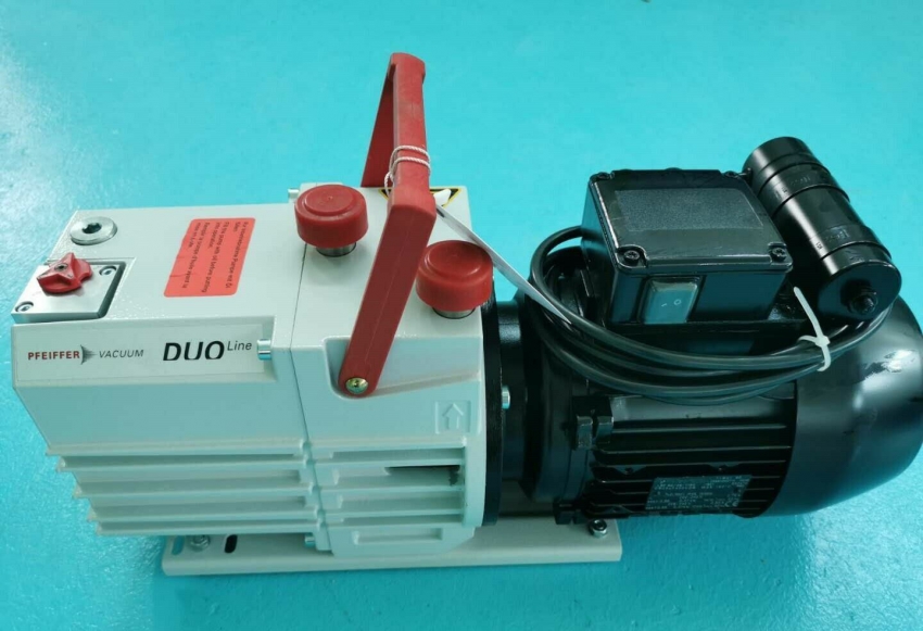 Bơm hút chân không PFEIFFER DUO 65M 0