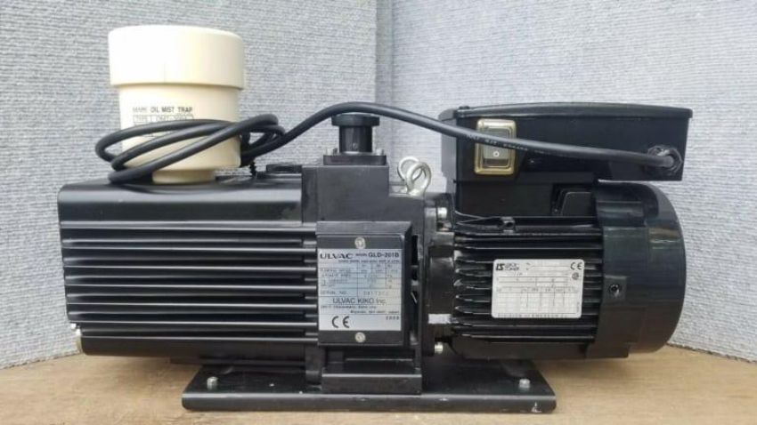Bơm hút chân không ULVAC GLD 201B 1