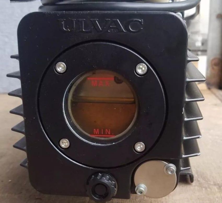 Bơm hút chân không ULVAC GLD 201B 2