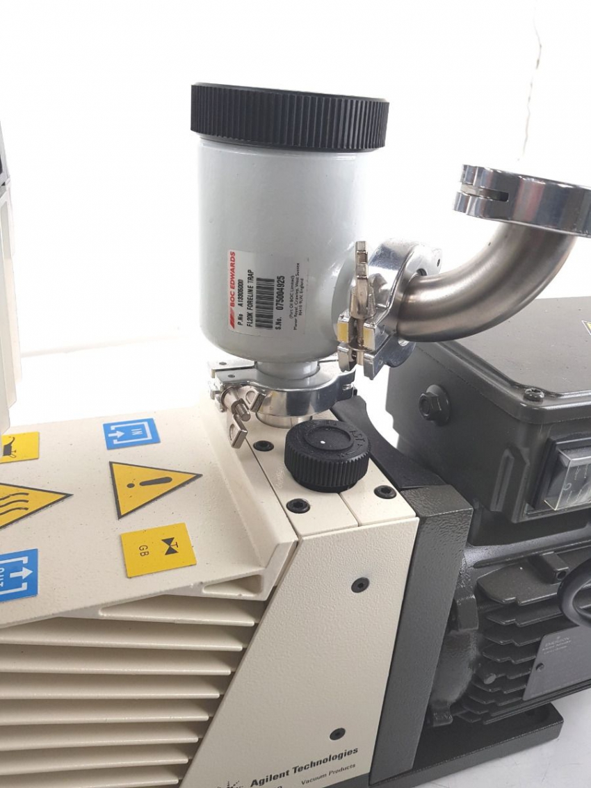 Bơm hút chân không VARIAN DS 302 2