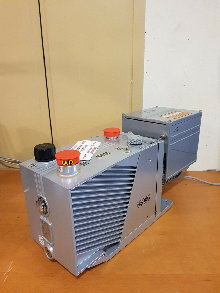 Bơm hút chân không VARIAN HS 652 2