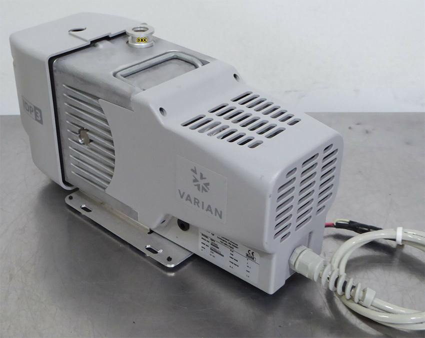 Bơm hút chân không VARIAN IDP 3 1