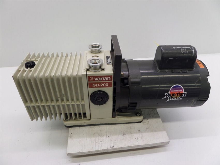 Bơm hút chân không VARIAN SD 200 1