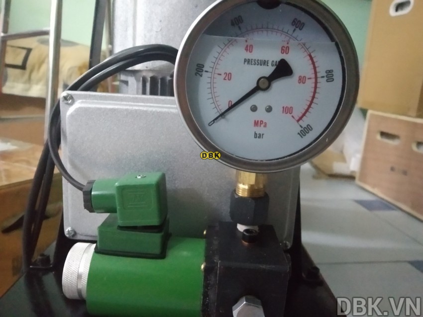 Bơm khí nén thủy lực 5 lít TONNERS SATP-1102N 1