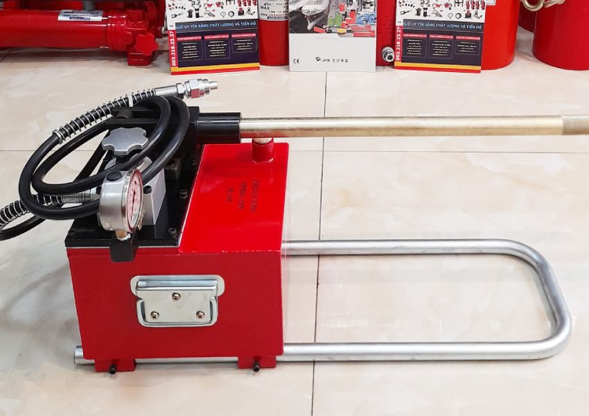 Bơm tay thủy lực 10 lít JINSAN JHP-3B 0