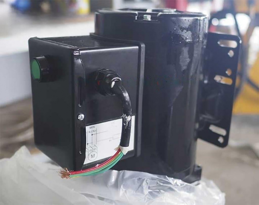 Cầu nâng 2 trụ giằng dưới KONIA K-4000A 2