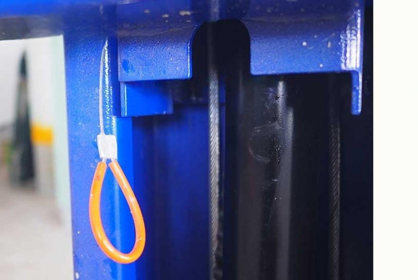 Cầu nâng 2 trụ giằng dưới KONIA K-4000A 3