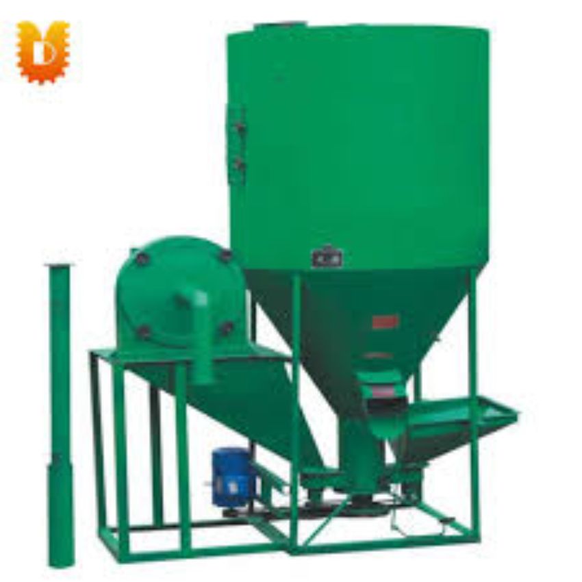 Máy trộn thức ăn chăn nuôi 3