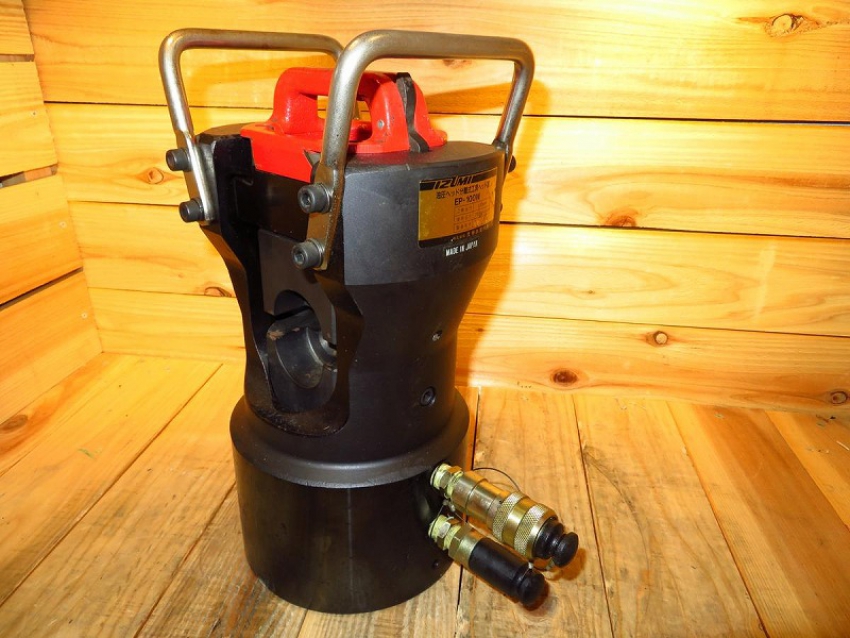 Đầu bấm cos thủy lực 2 chiều TAC CO-200S kèm 1 cặp khuôn 0