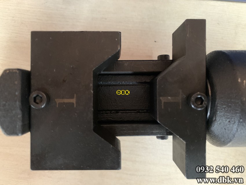 Đầu uốn thanh cái đồng lập là CBC-25 1