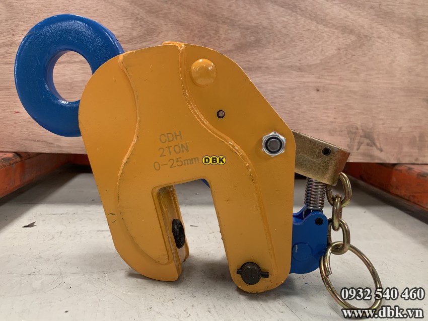 Kẹp tôn đứng 2 tấn DBK JPD-2 2