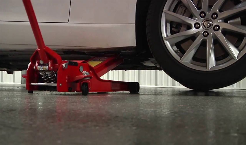 Kích cá sấu dùng hơi 20 tấn Masada ATJ-200 2