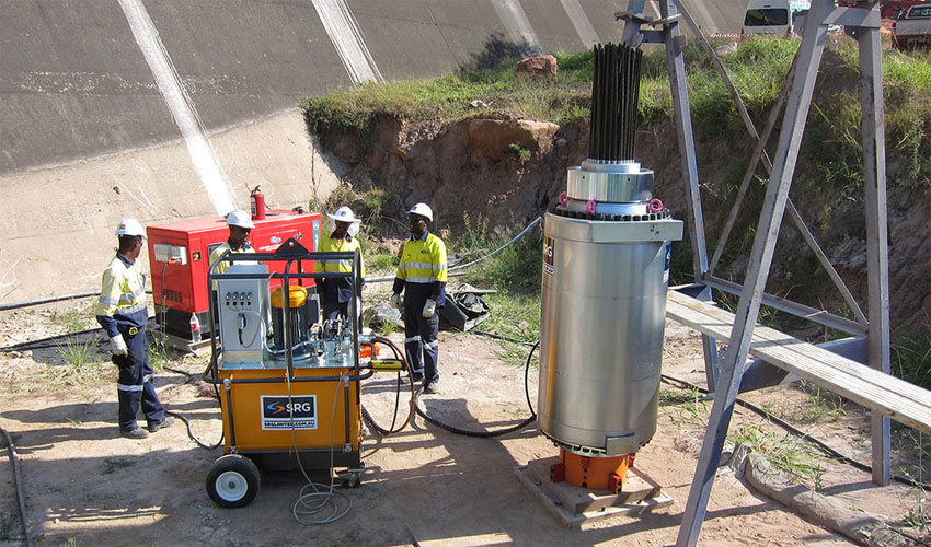 Kích căng kéo cáp 1200 tấn Liuzhou YDC1200B 3