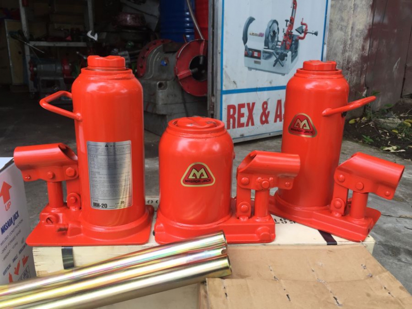 Kích thủy lực 15 tấn Masada MHB-15 1