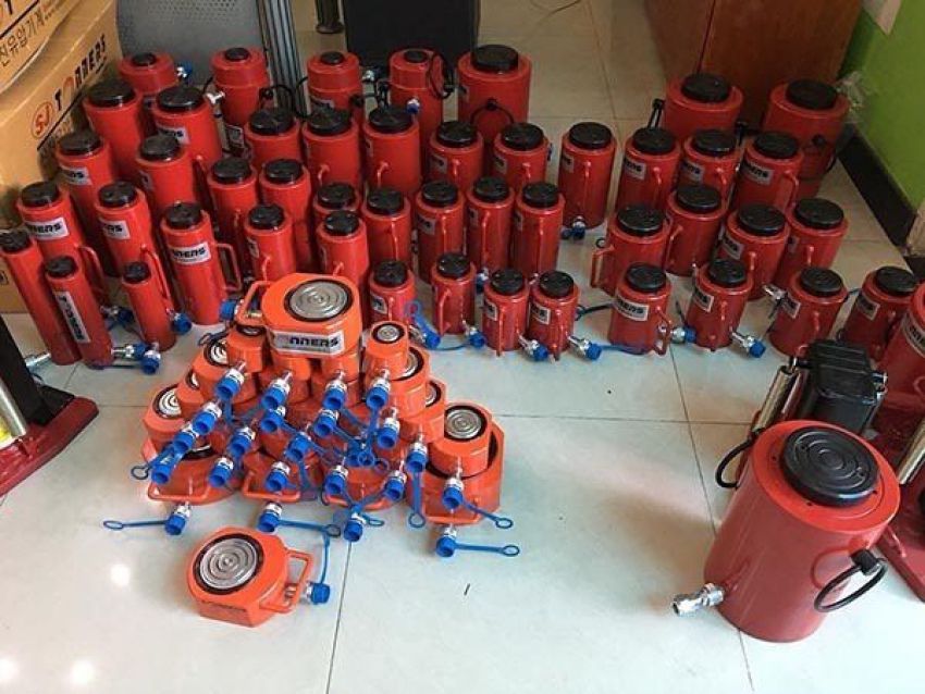 Kích thủy lực rỗng 150 tấn, 203mm TONNERS DCHW-150203 0