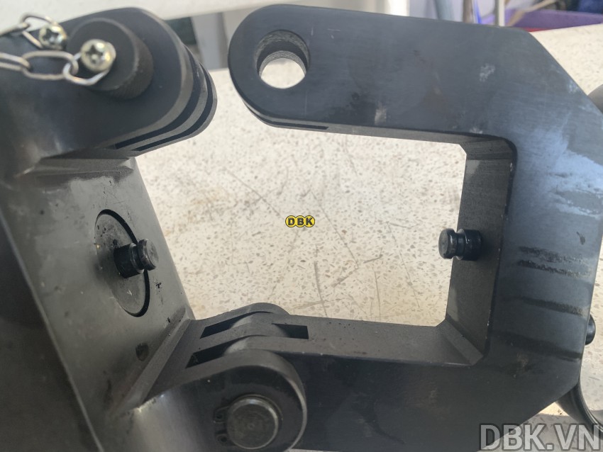 Kìm bấm cos thủy lực 1000 mm2 60 tấn TLP HHY-60TF 1