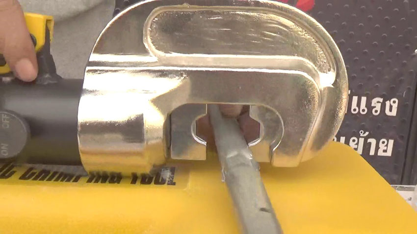 Kìm bấm cos thủy lực 300 mm2 11 tấn TLP HHY-300C 1