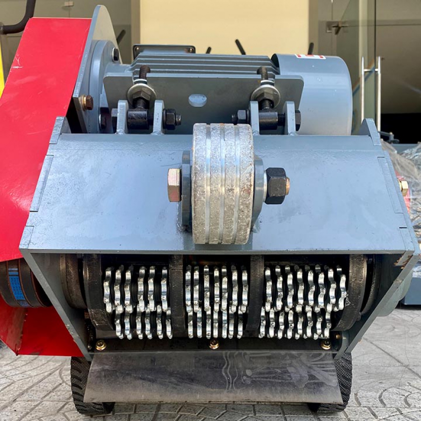 Máy băm nền bê tông HM300 1