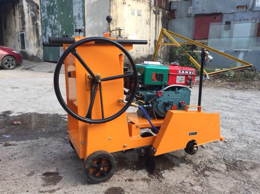 Máy cắt đường bê tông 150mm đầu nổ Diesel D12 1