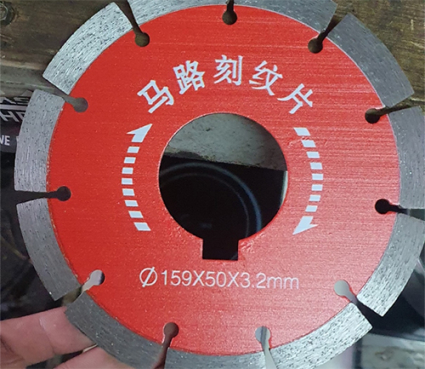 Máy cắt rãnh tạo nhám bê tông ZQW150 4