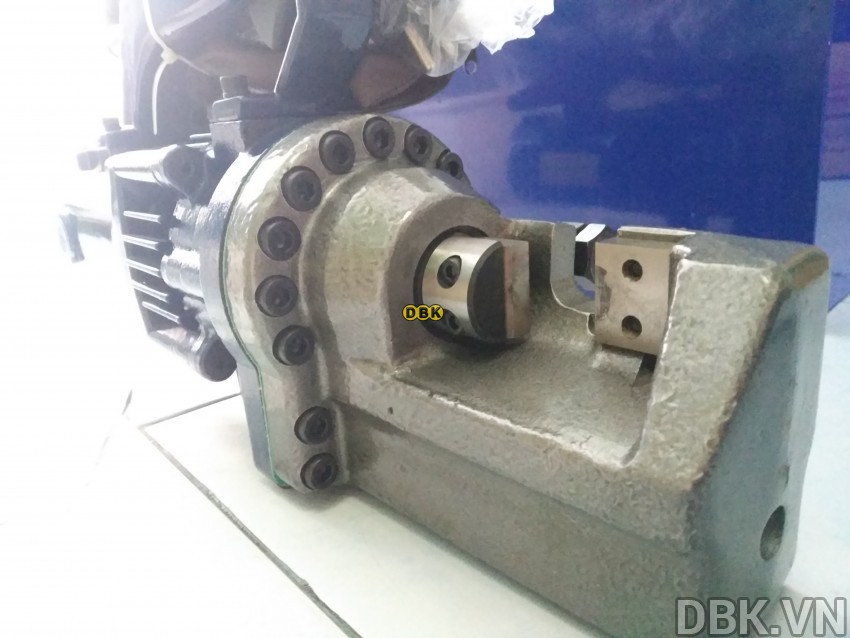 Máy cắt sắt thủy lực max 22mm TLP HHG-22D 1