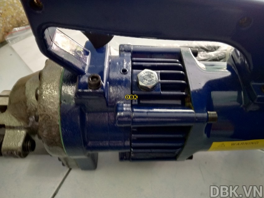 Máy cắt sắt thủy lực max 22mm TLP HHG-22D 3