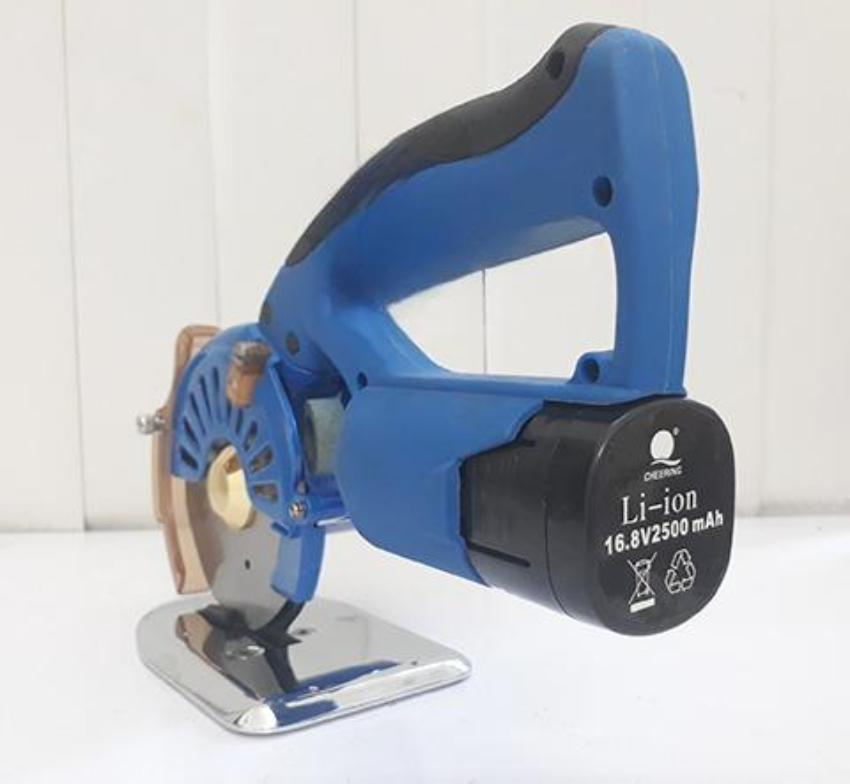 Máy cắt vải cầm tay bằng pin RCS-110B 2