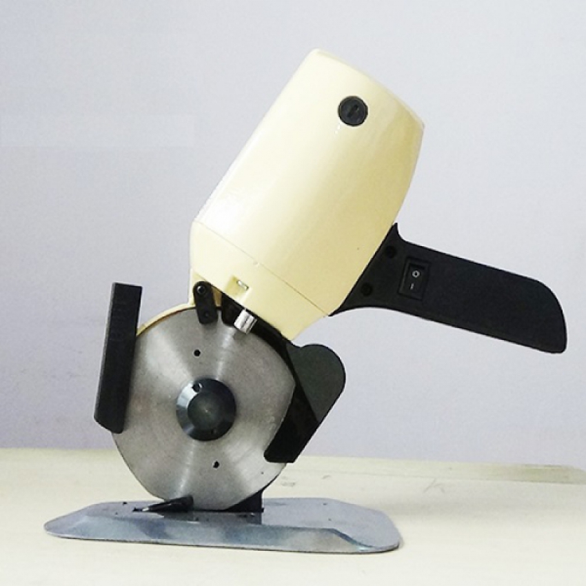 Máy cắt vải cầm tay KM RC-110 0