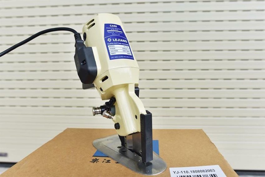 Máy cắt vải cầm tay Lejiang YJ-100 2