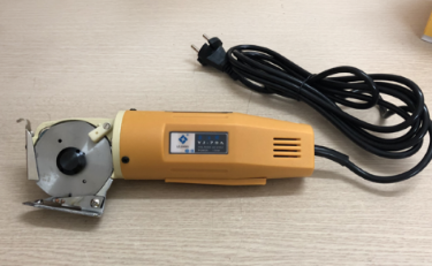 Máy cắt vải cầm tay Lejiang YJ-70A 0