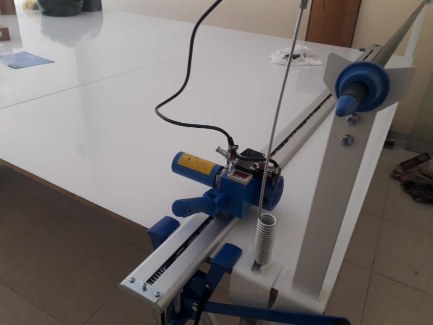 Máy cắt vải đầu bàn Kaisiman CZD-B11 2