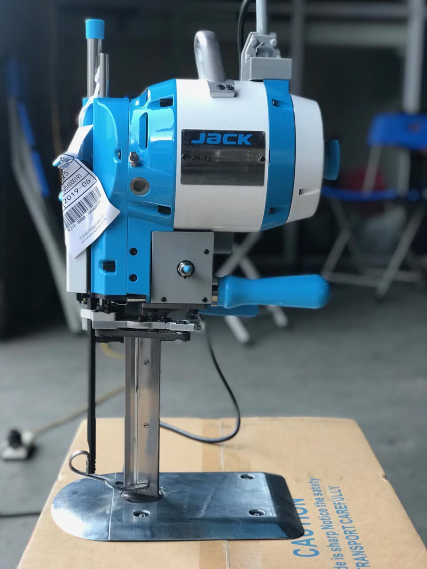 Máy cắt vải Jack JK-T3 4