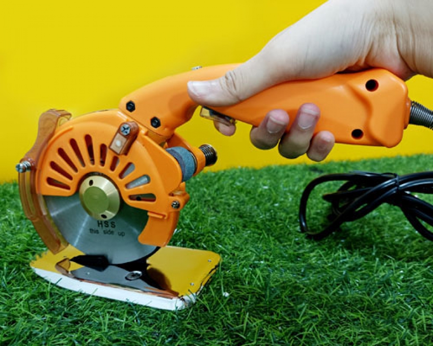 Máy cắt vải liền trục cỡ 110 0