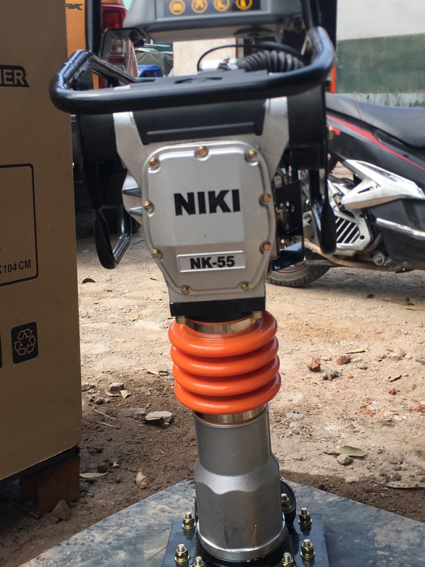 Máy đầm cóc Niki NK-55 0