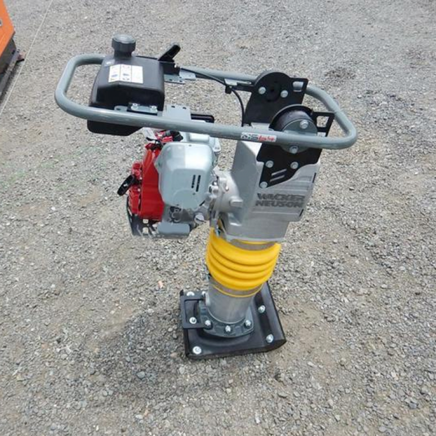 Máy đầm cóc Wacker Neuson MS64A 1