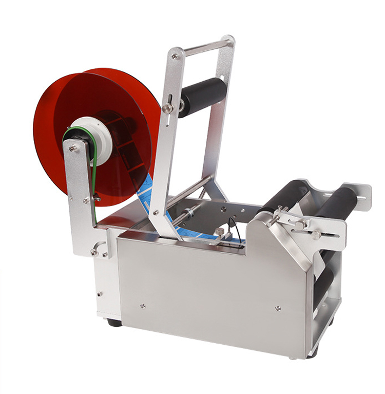 Máy dán nhãn chai tròn tự động DBK MT-50 1