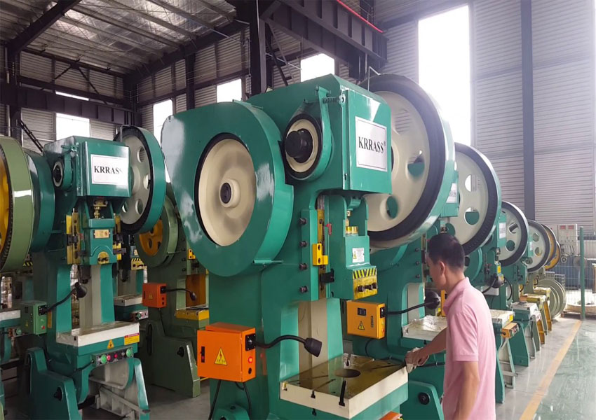 Máy đột dập kim loại Krrass JB23-63 1