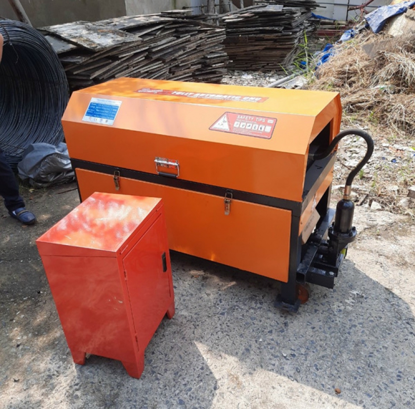 Máy duỗi cắt sắt tự động GT4-12/380V
