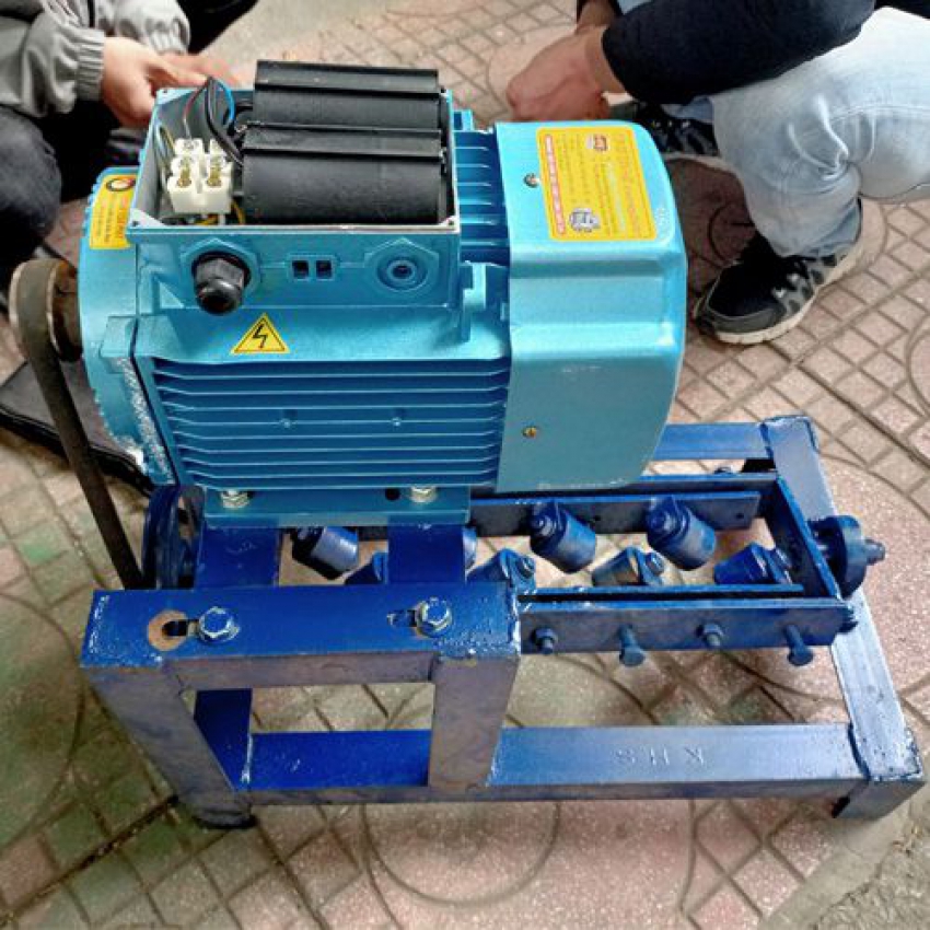 Máy duỗi sắt DBK DS-01 3HP 0